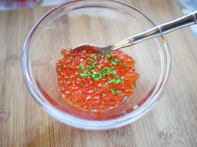 Ikura Sushi (Salmon Roe)